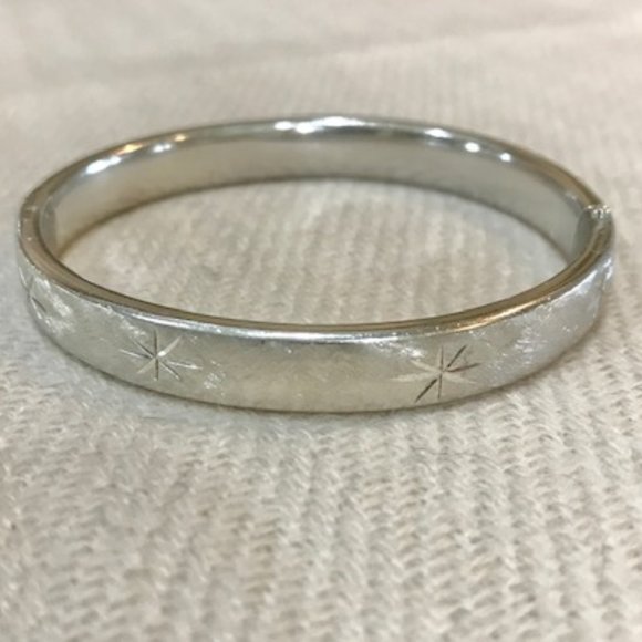 Beau Sterling Bangle Bracelet - Picture 2 of 5